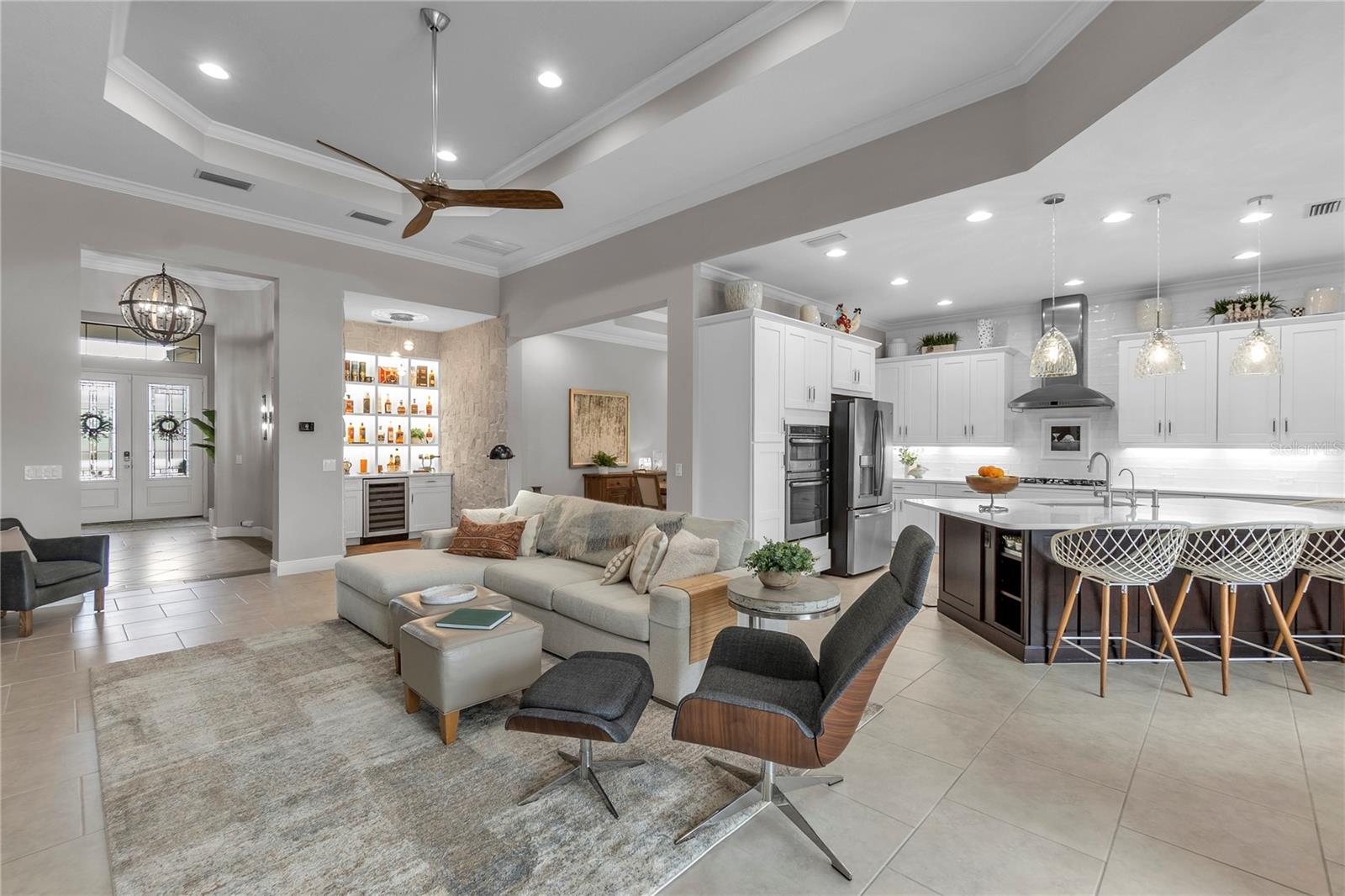 COUNTRY CLUB EAST AT LAKEWD RNCH VV1 - Residential