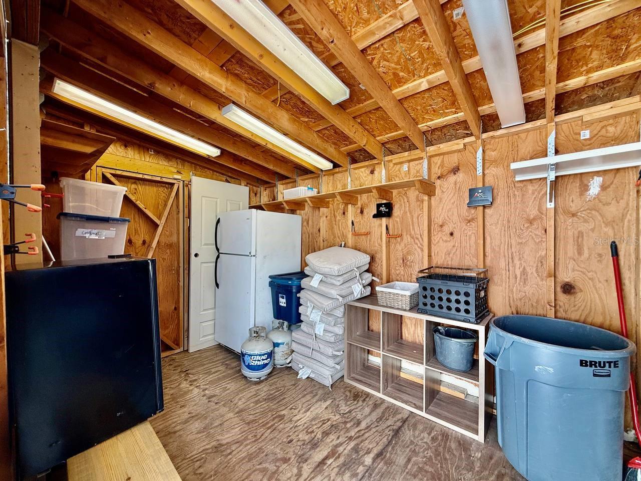 GOLF VIEW HEIGHTS - Residential Lease