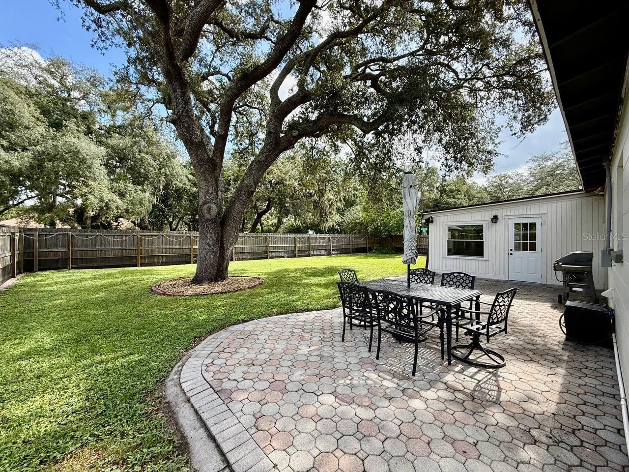 GOLF VIEW HEIGHTS - Residential Lease
