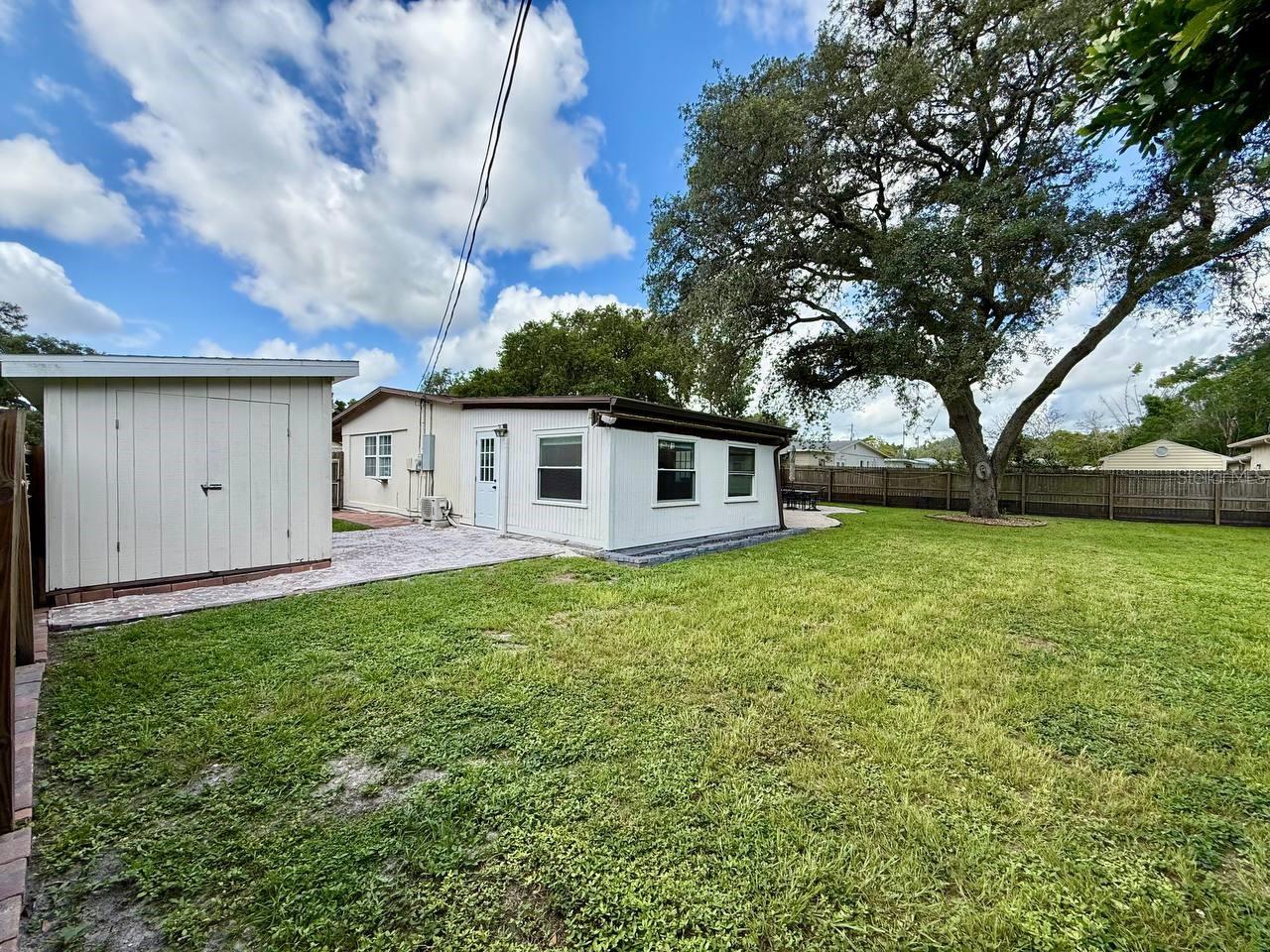 GOLF VIEW HEIGHTS - Residential Lease