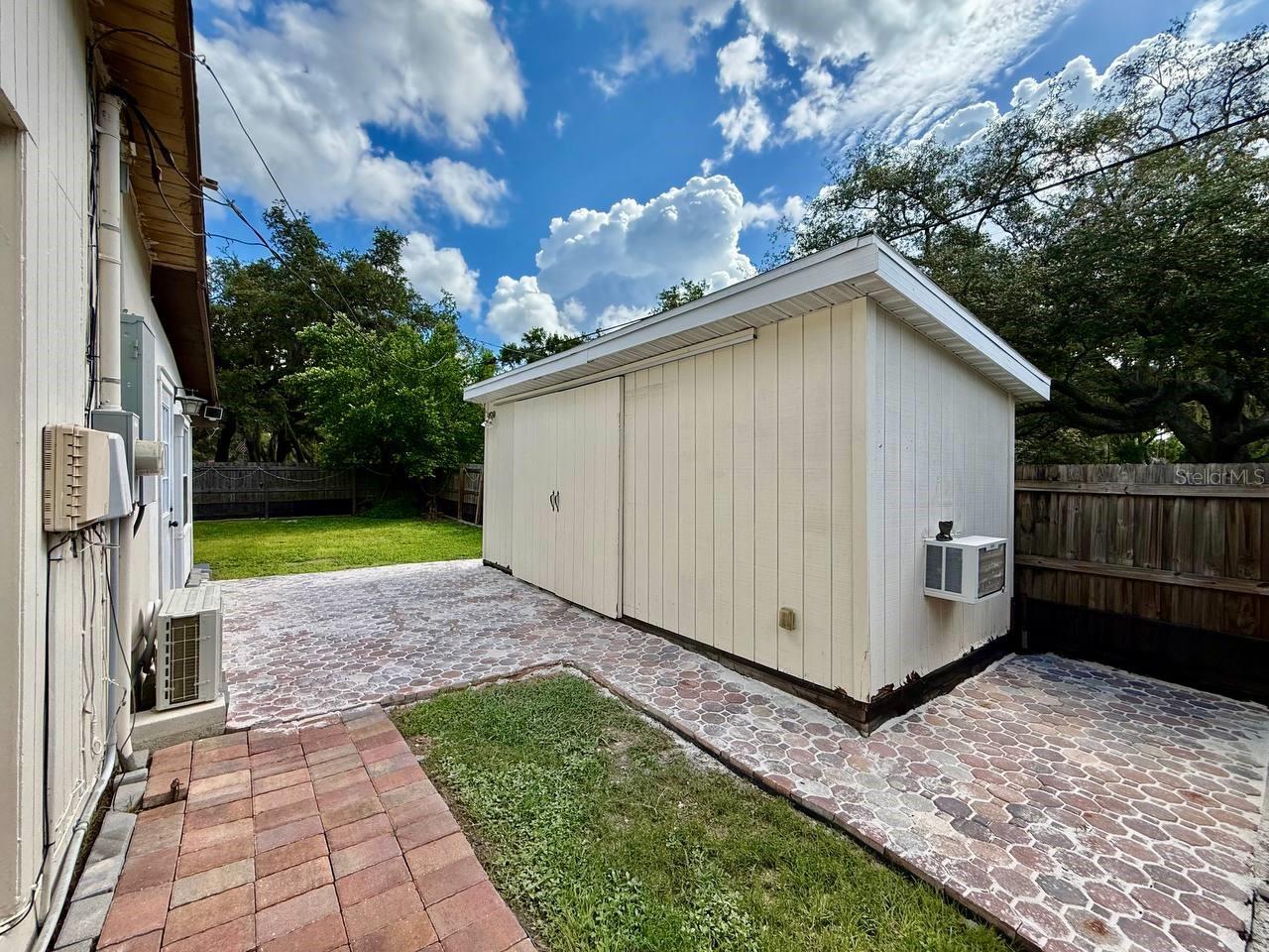 GOLF VIEW HEIGHTS - Residential Lease