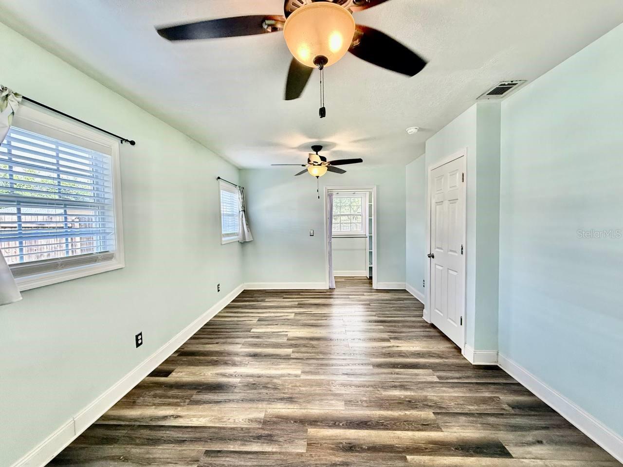 GOLF VIEW HEIGHTS - Residential Lease