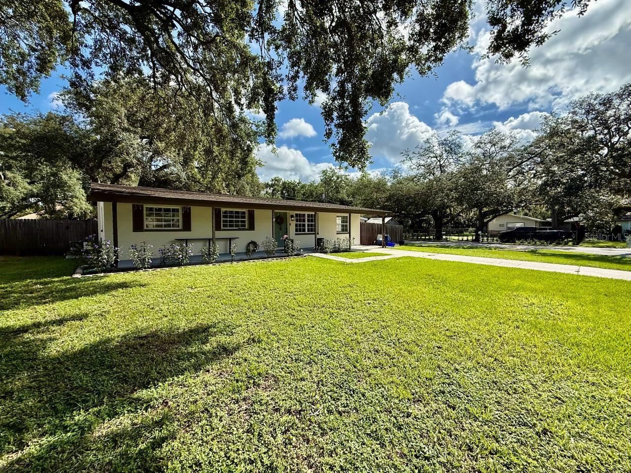GOLF VIEW HEIGHTS - Residential Lease