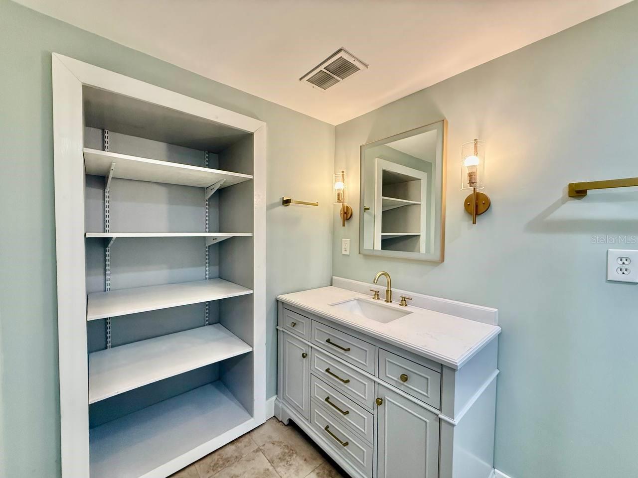 GOLF VIEW HEIGHTS - Residential Lease