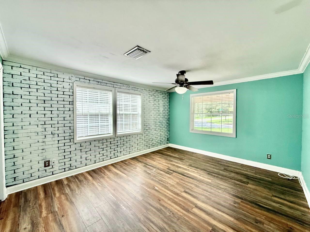GOLF VIEW HEIGHTS - Residential Lease