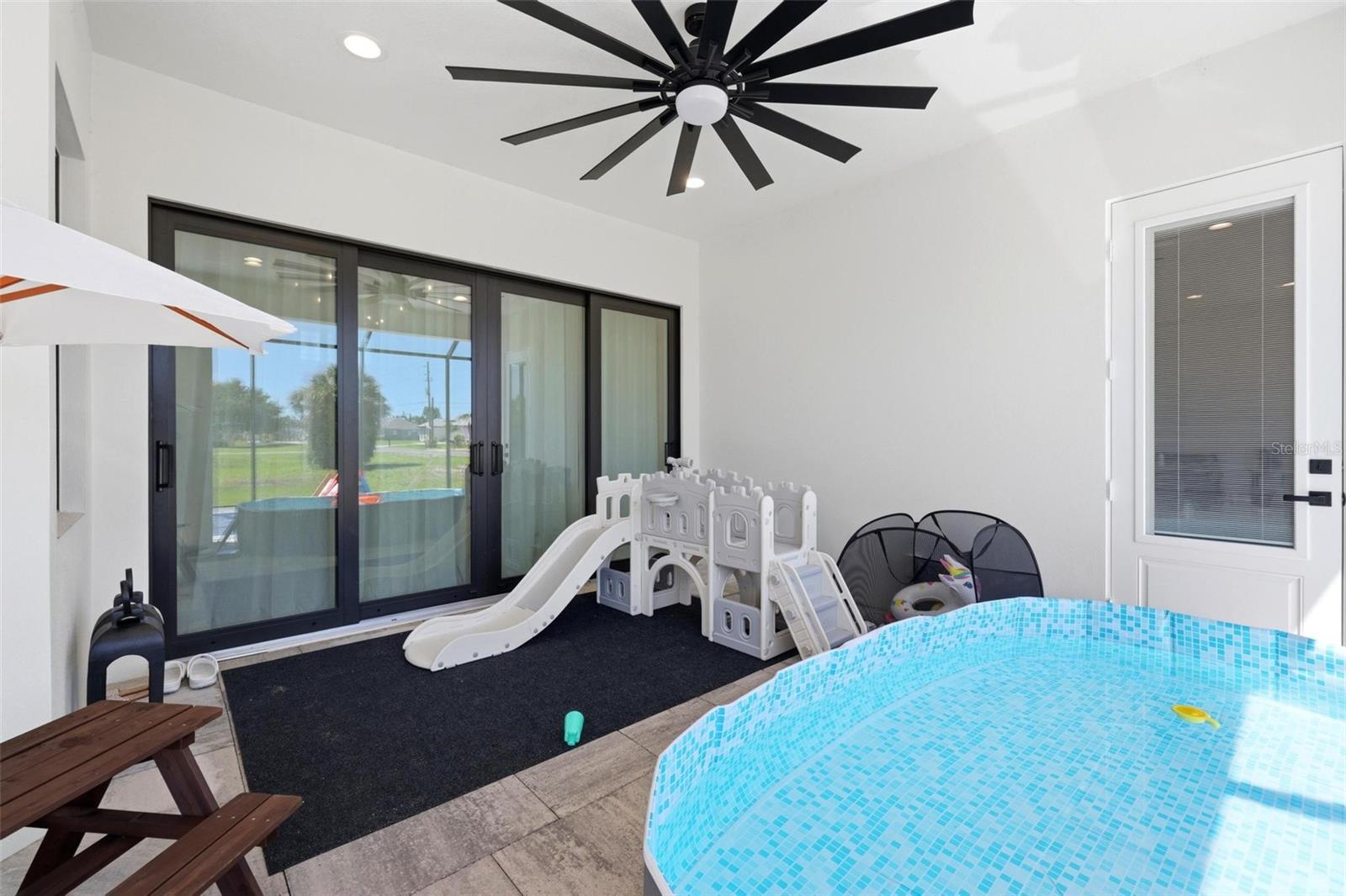 ROTONDA WEST WHITE MARSH - Residential