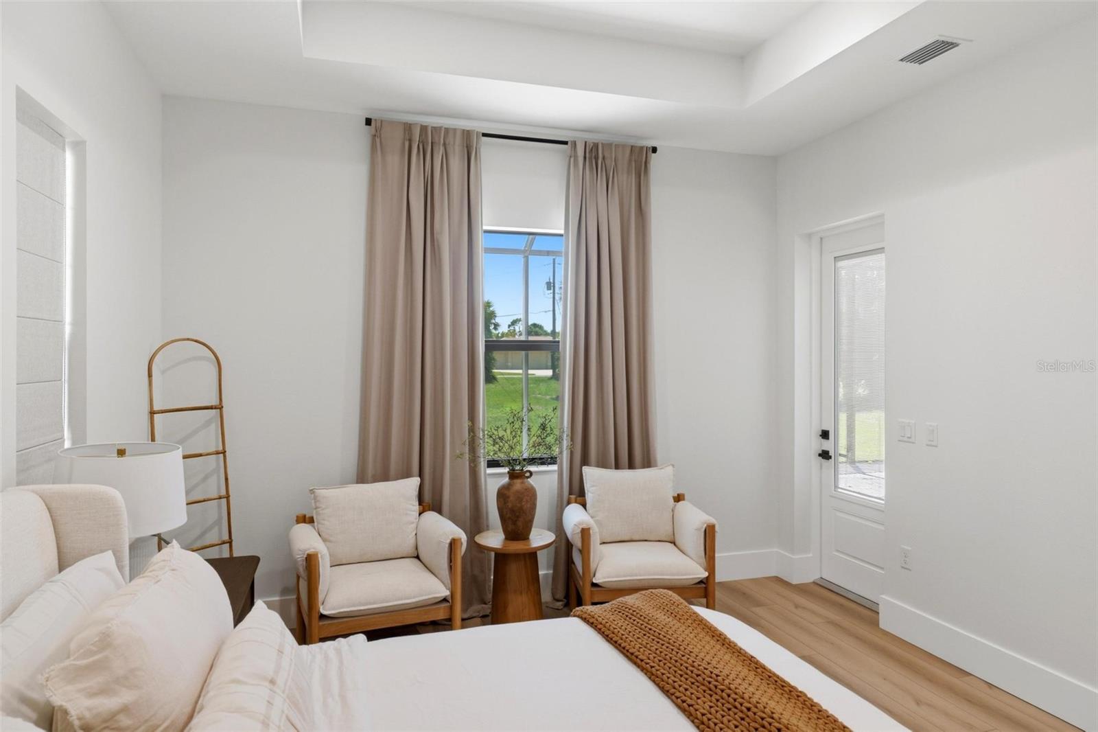 ROTONDA WEST WHITE MARSH - Residential
