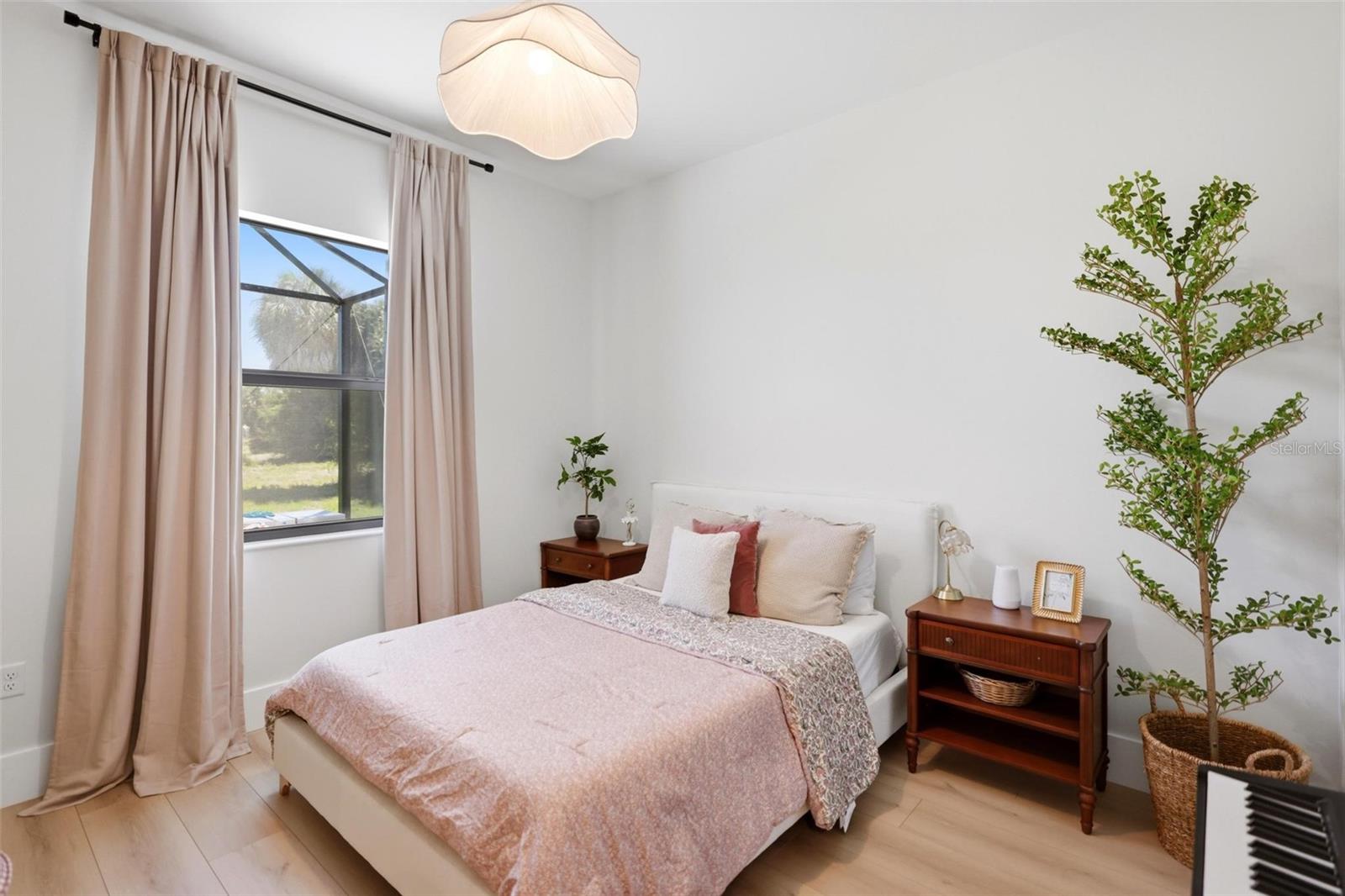 ROTONDA WEST WHITE MARSH - Residential