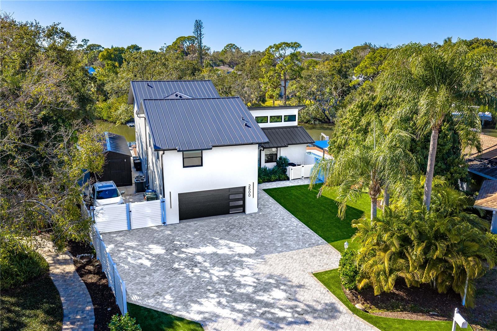 GLENCOE - Residential