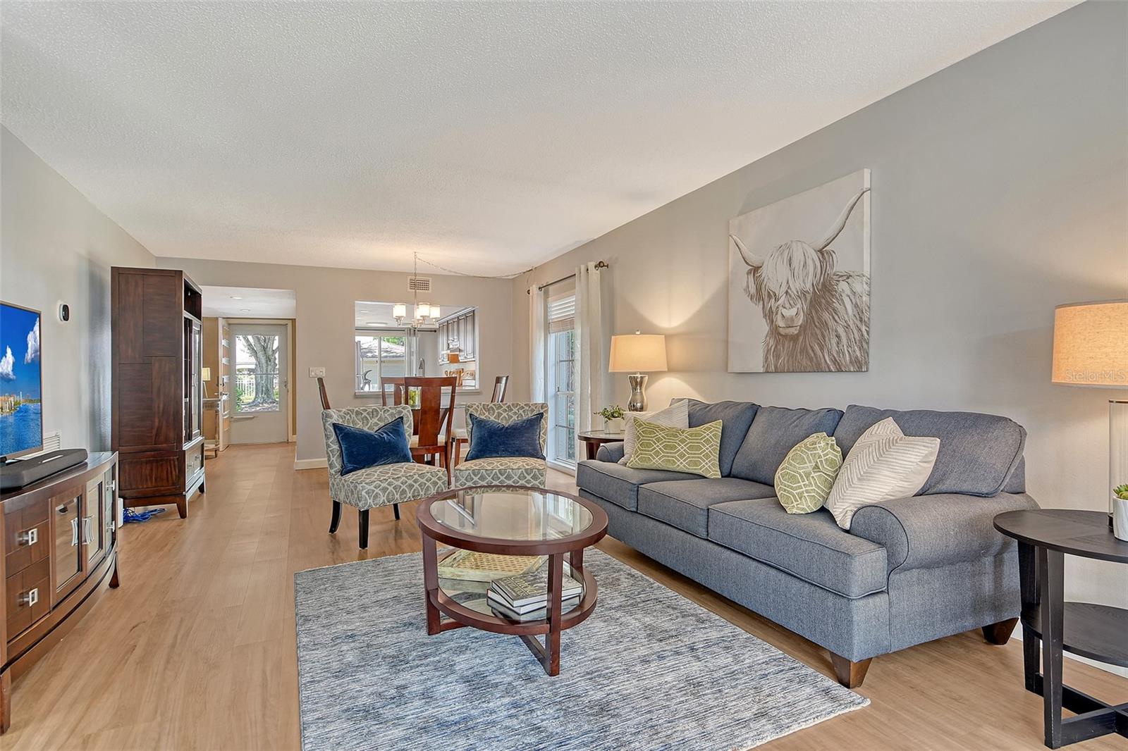 WEDGEWOOD LAKE - Residential