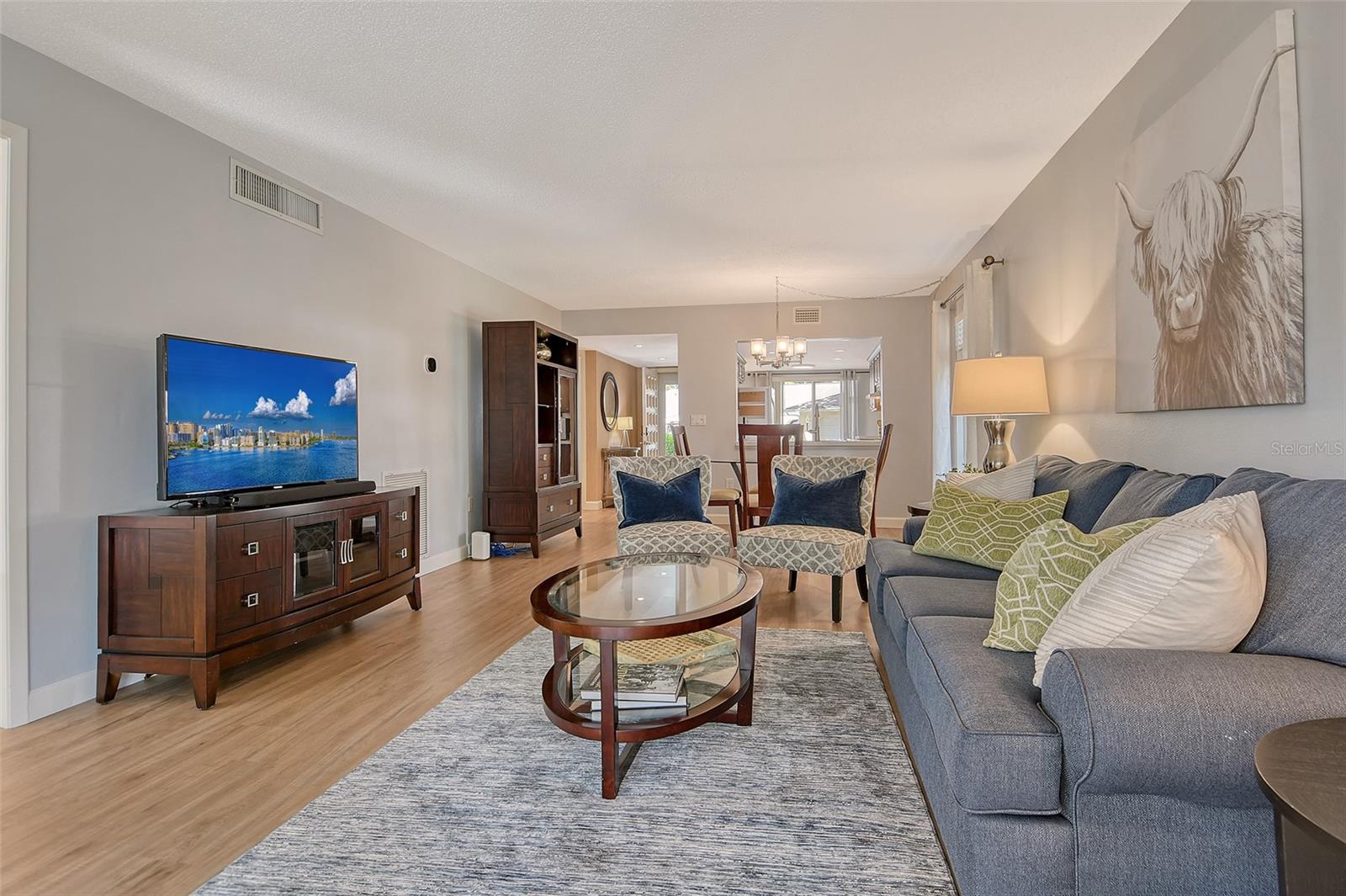WEDGEWOOD LAKE - Residential