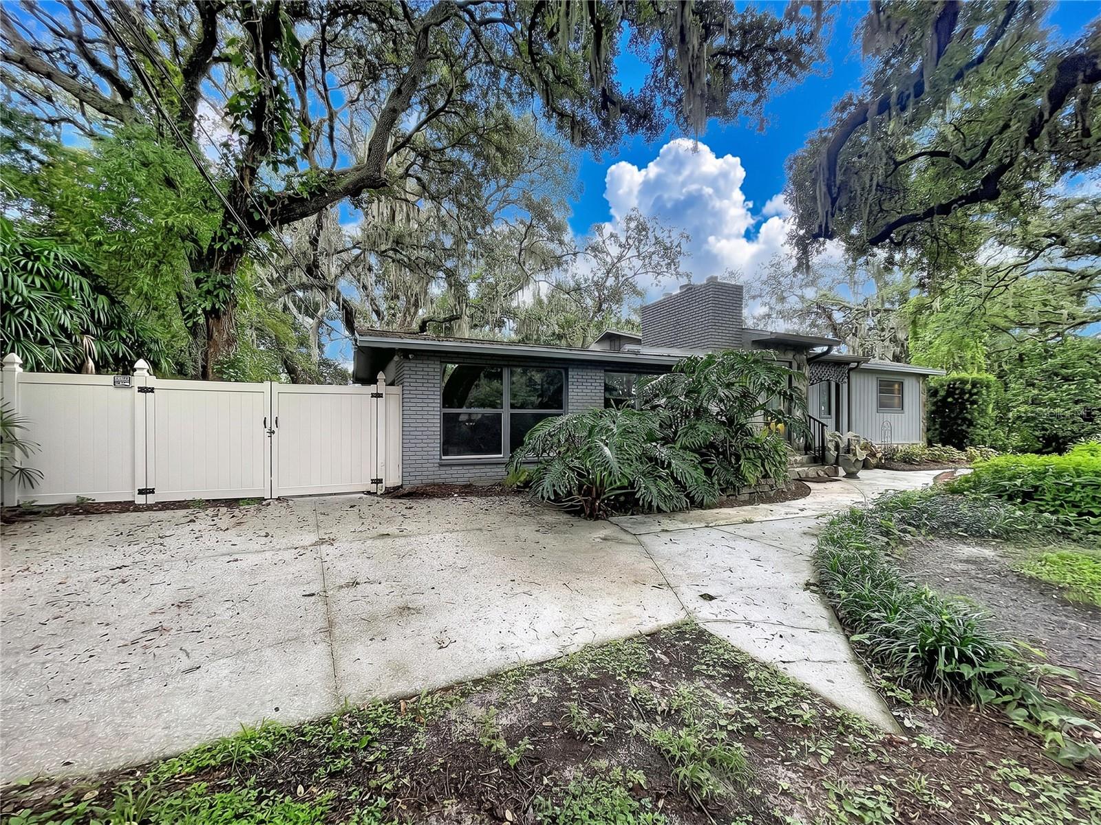 UNPLATTED - Residential