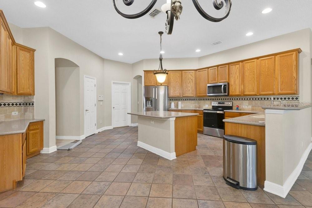 VISTA LAKES VILLAGE N-15 CARLISLE - Residential