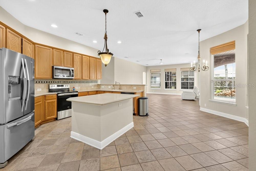 VISTA LAKES VILLAGE N-15 CARLISLE - Residential