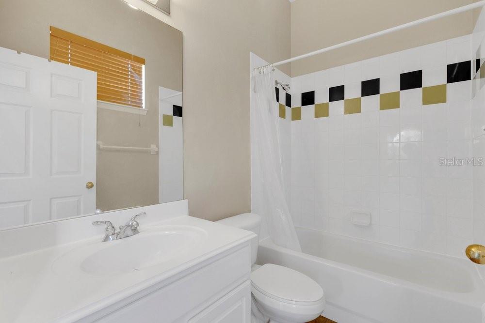 VISTA LAKES VILLAGE N-15 CARLISLE - Residential