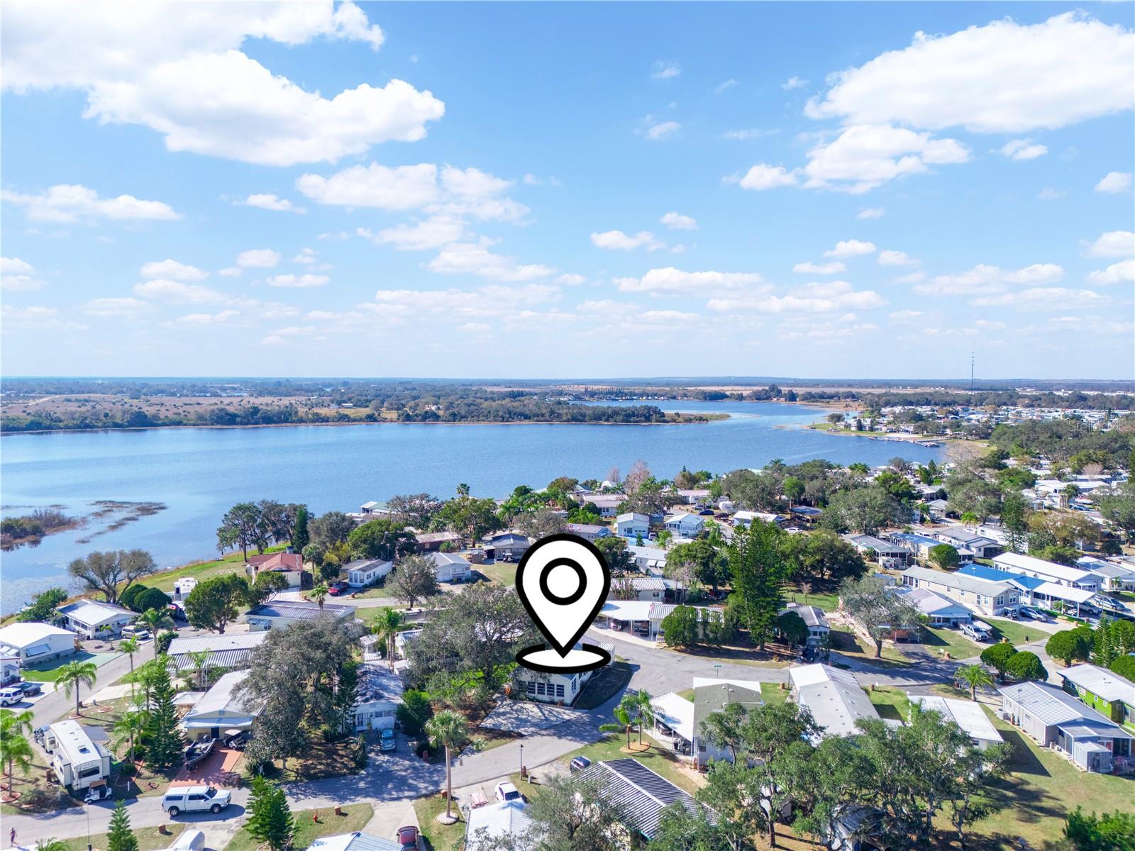SADDLEBAG LAKE - Residential