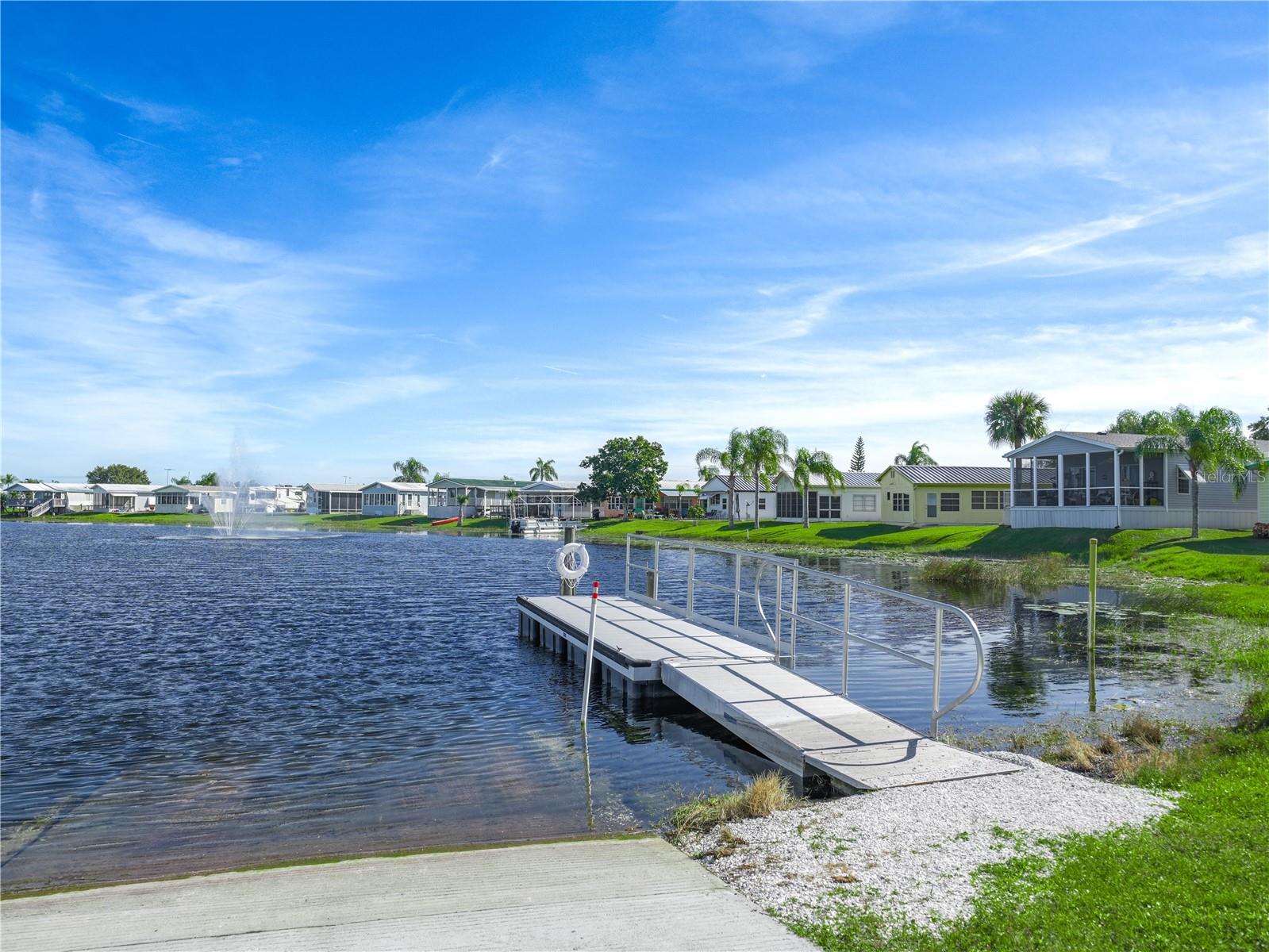 SADDLEBAG LAKE - Residential
