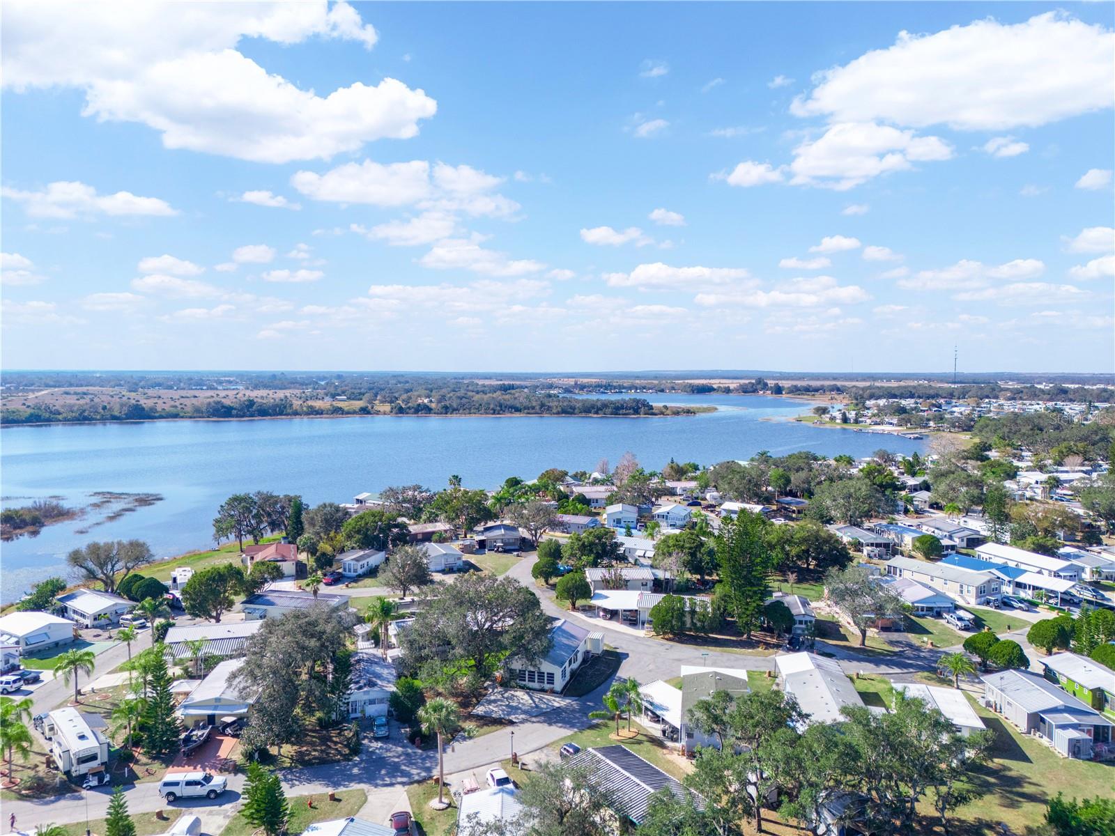 SADDLEBAG LAKE - Residential