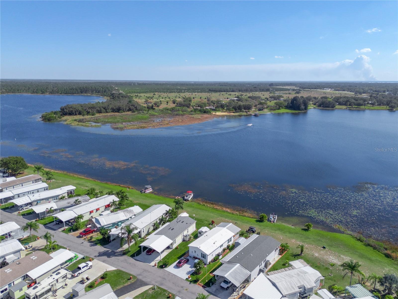 SADDLEBAG LAKE - Residential