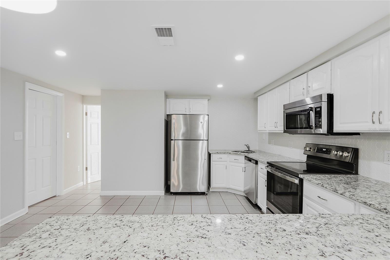 TANGLEWOOD TERRACE - Residential Lease
