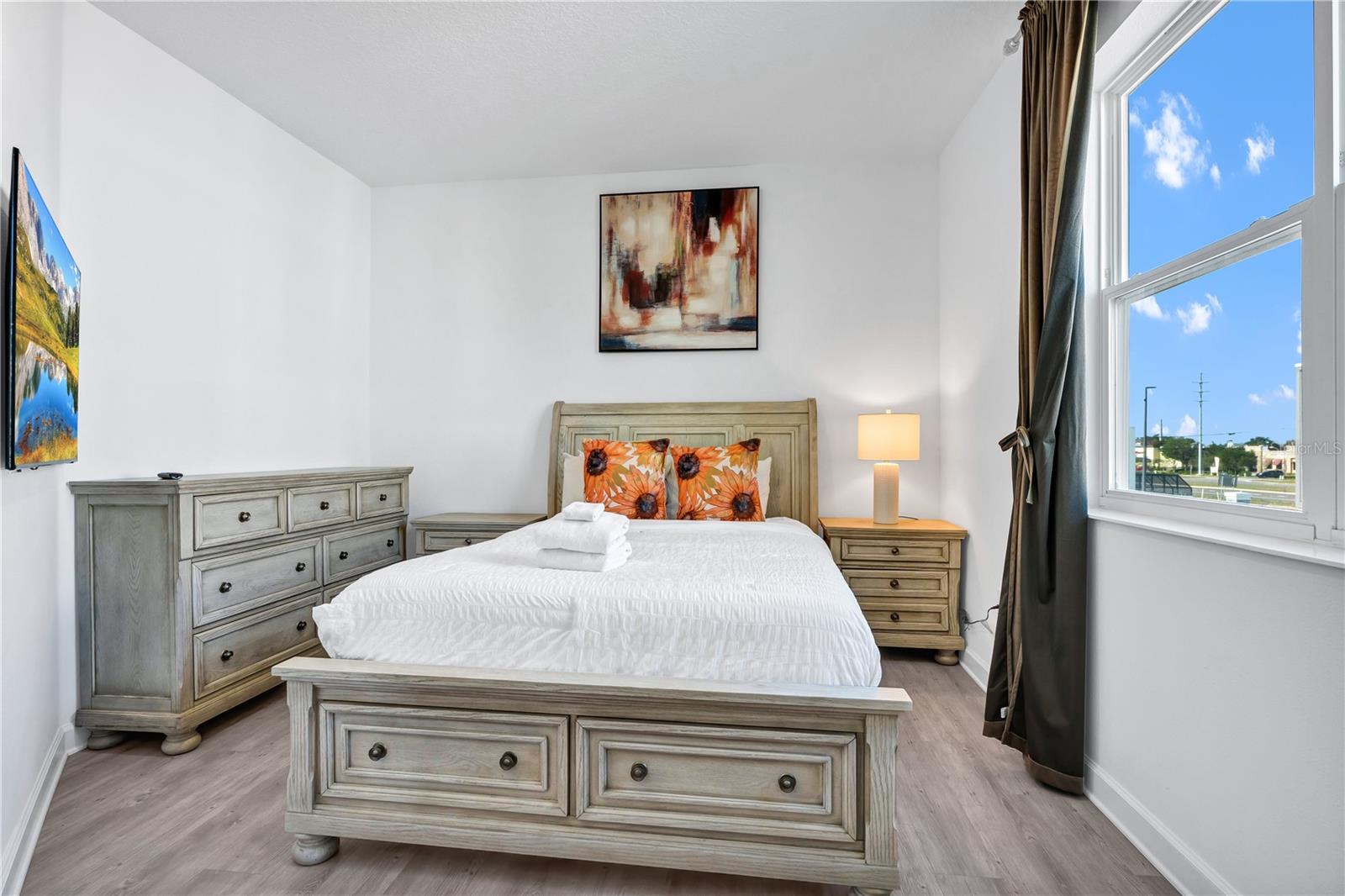 AZUR RESIDENCE - Residential
