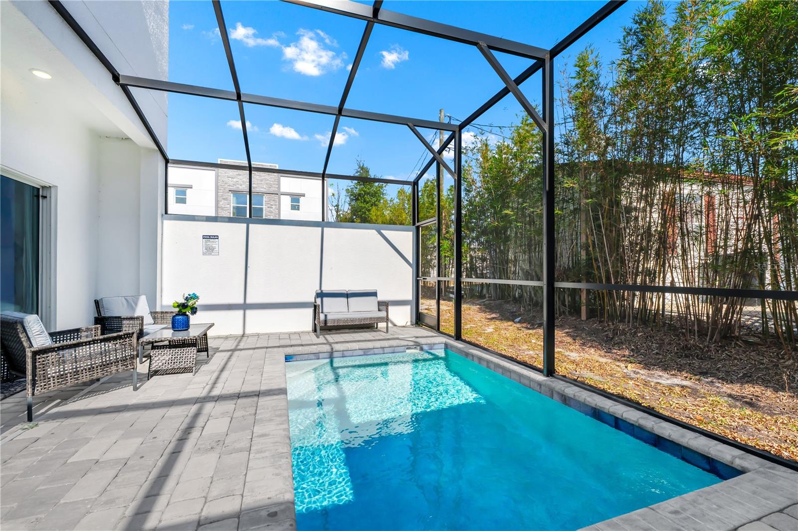 AZUR RESIDENCE - Residential