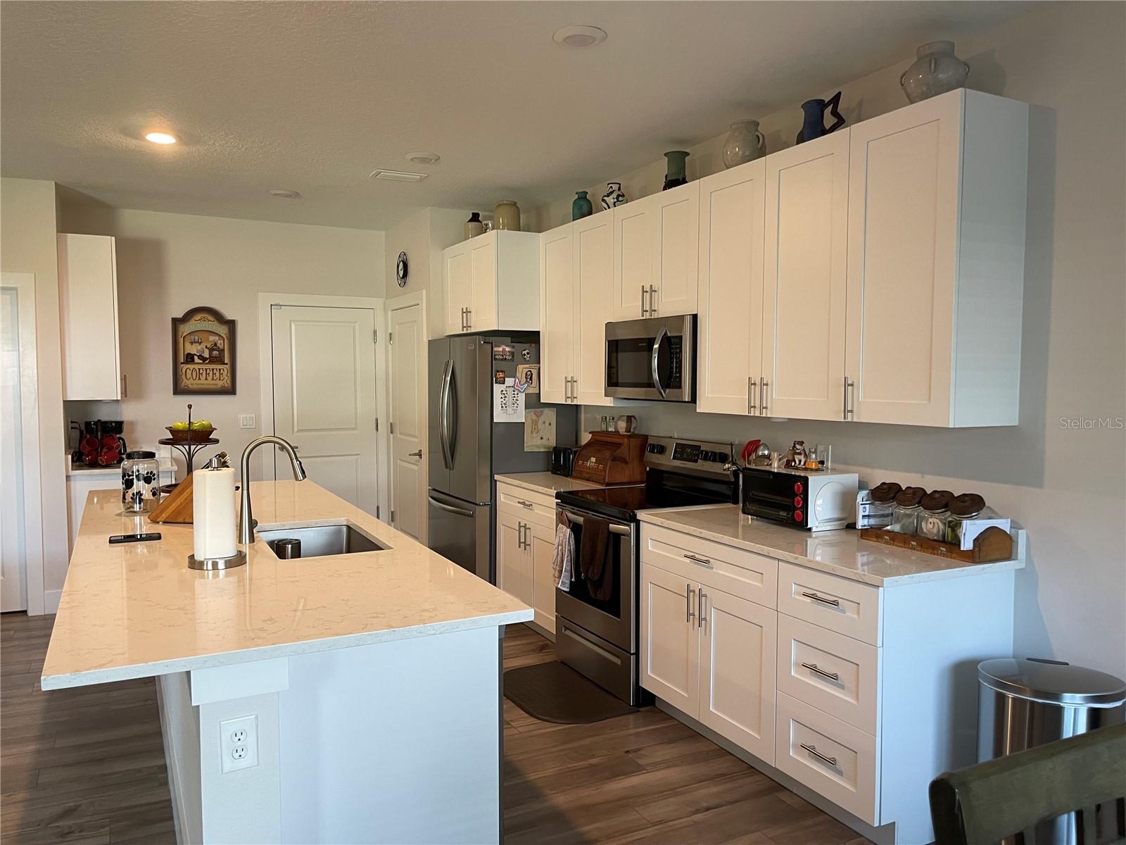 ROYAL HIGHLANDS - Residential