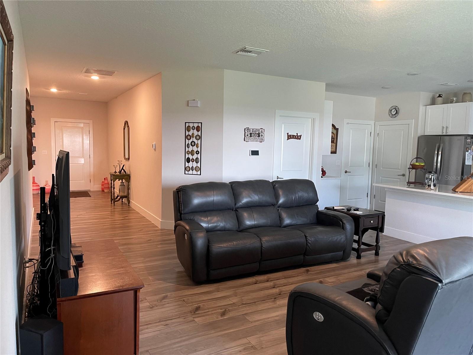 ROYAL HIGHLANDS - Residential