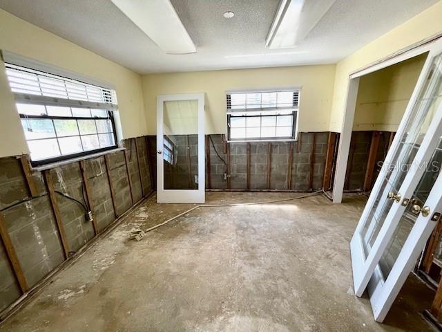 DUNEDIN ISLES COUNTRY CLUB SEC A - Commercial Sale