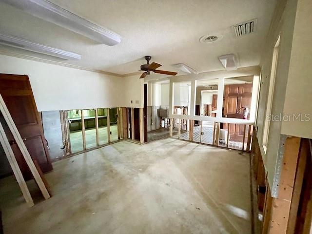 DUNEDIN ISLES COUNTRY CLUB SEC A - Commercial Sale
