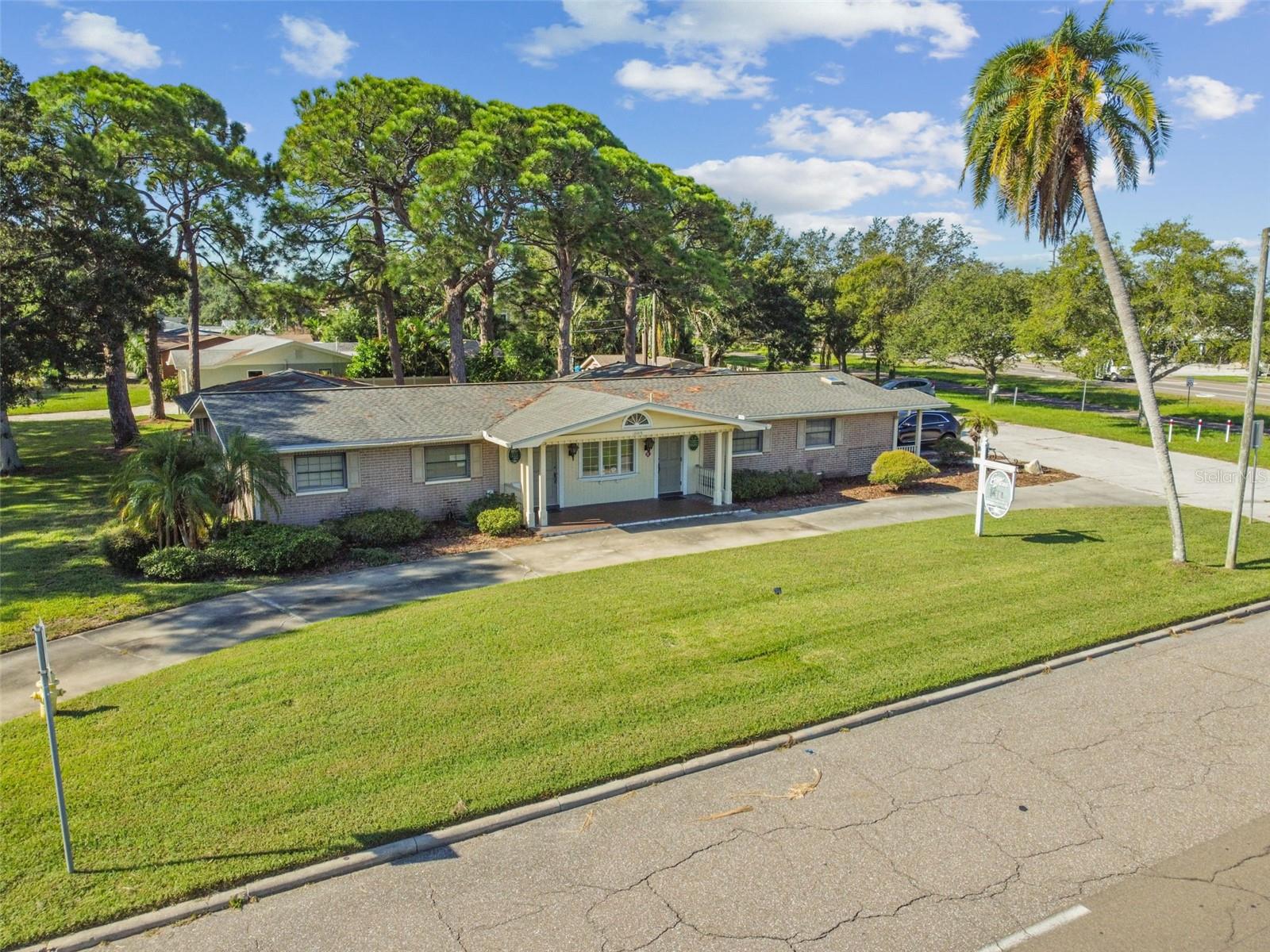 DUNEDIN ISLES COUNTRY CLUB SEC A - Commercial Sale