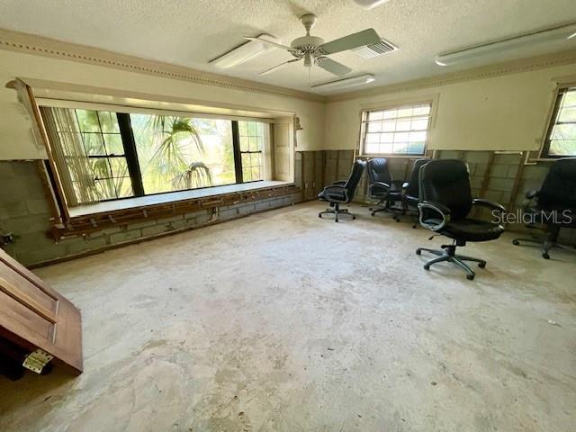 DUNEDIN ISLES COUNTRY CLUB SEC A - Commercial Sale
