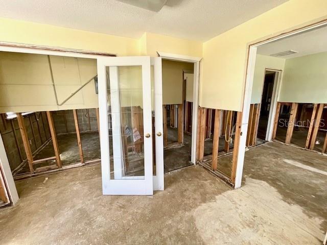 DUNEDIN ISLES COUNTRY CLUB SEC A - Commercial Sale