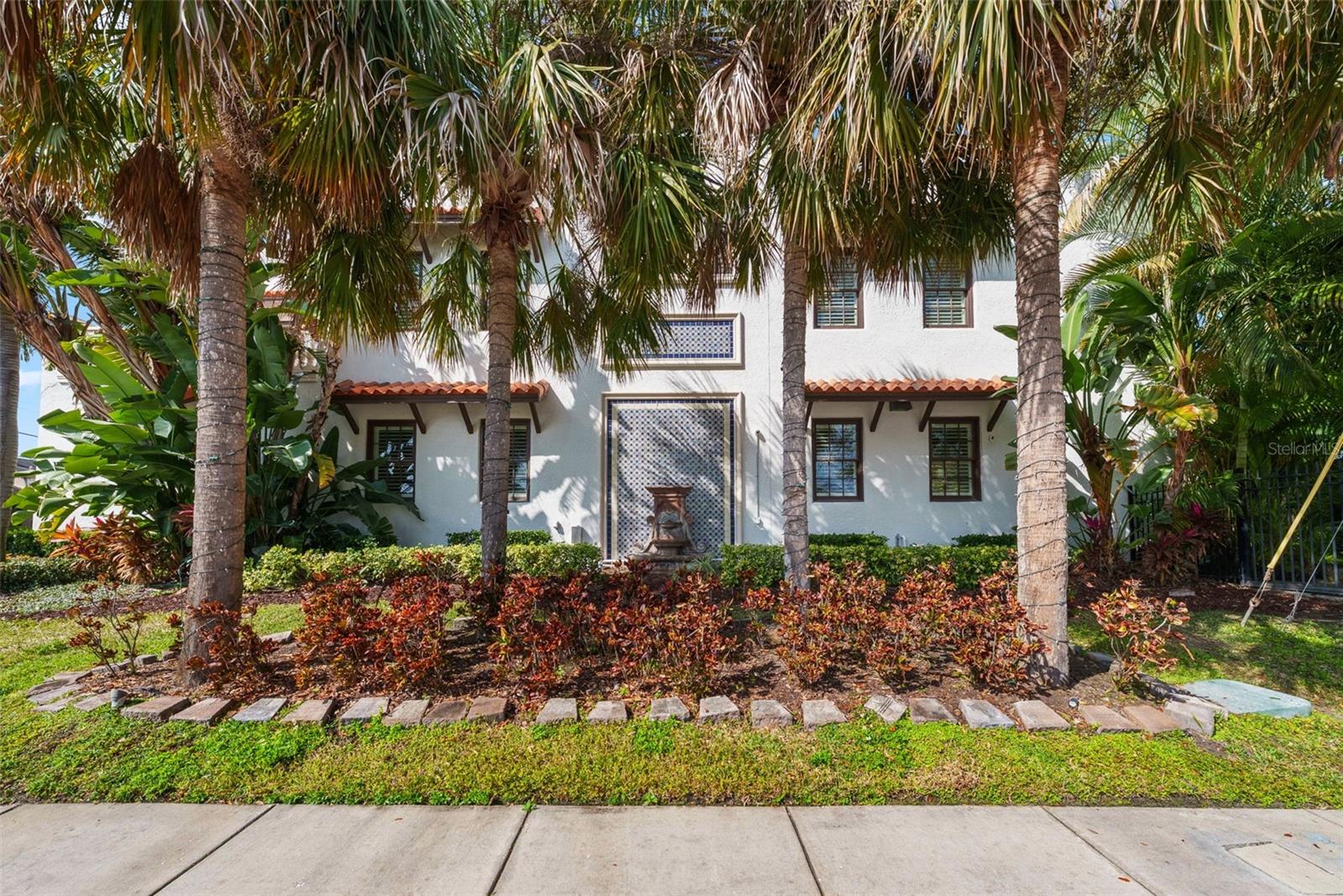 Best Waterfront Buy in Westshore! Spectacular 4843sf Custom Built 6 BR Masterpiece with 3 car garage
on corner lot with a perfectly private lushly landscaped tropical paradise with amazing sunsets, heated
pool, screened porch with outdoor kitchen and pool bath. The first floor offers a spacious open living
room and dining room, extensive storage, and a 2-room suite with bath for guests or possible first floor
master. The gourmet kitchen features marble countertops, custom cabinetry, deluxe appliances with gas
cooking, double ovens and beautiful butler’s pantry, all overlooking the two-story great room. On the
second level you will fall in love with the private primary suite with its own a/c unit, spacious sitting area
or office, a private open patio for enjoying sunset views and a large primary bath with his and her
vanities and soaking tub, walk in shower, all leading to an exceptionally large walk-in closet. A laundry
room plus 3 other bedrooms complete the second-floor layout. Additional features include New Roof
2025, shared dock with boat lift that can handle 6000 lbs. and a 27ft boat and a separate floating dock,
full house generator, electric storm shutters, and 2 charging stations. All this and top-rated Plant High
School and easy access to Tampa’s top rated private schools, luxury shopping, downtown Tampa, and
Tampa International Airport. You can have it all!