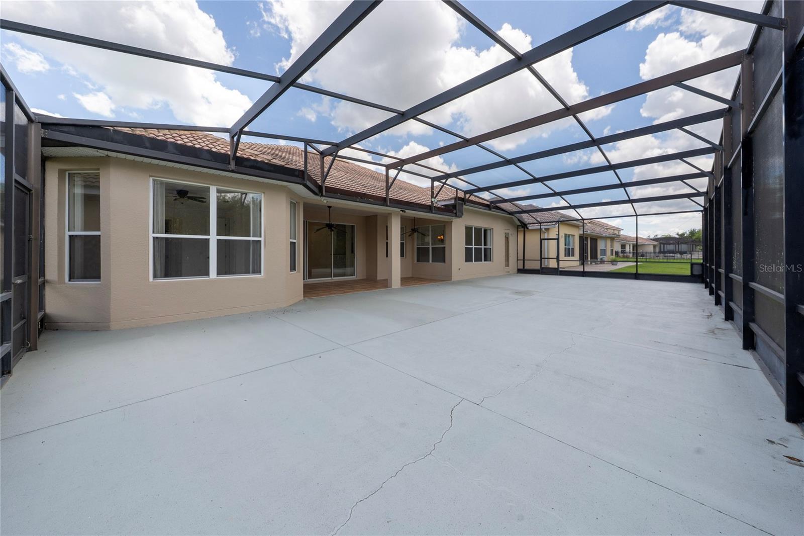 BELLALAGO PH 3M - Residential