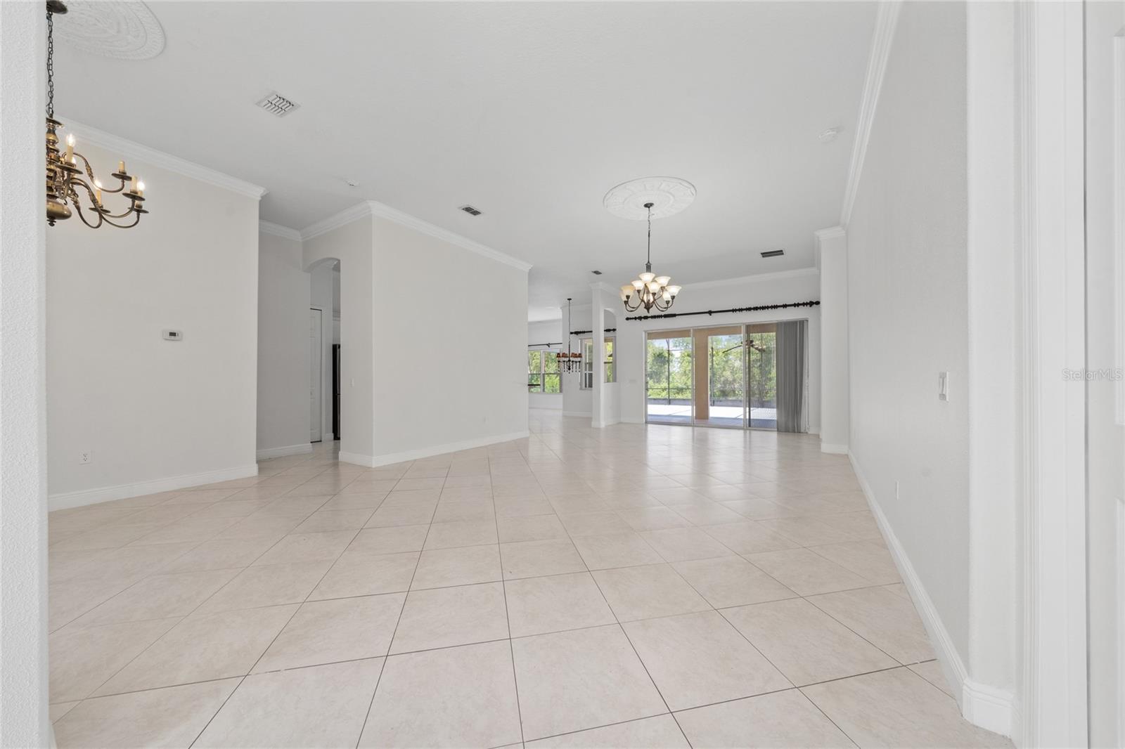 BELLALAGO PH 3M - Residential