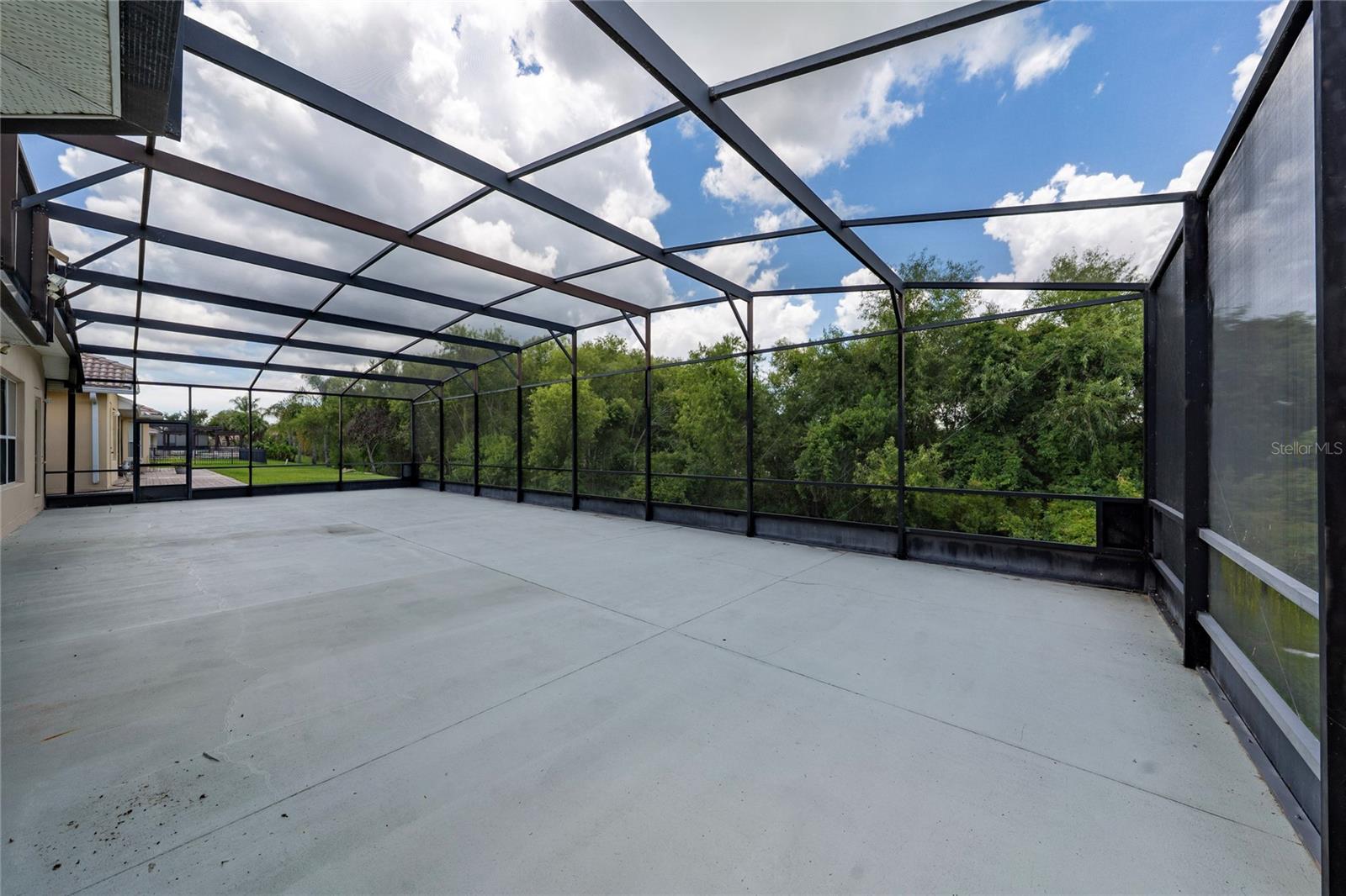 BELLALAGO PH 3M - Residential