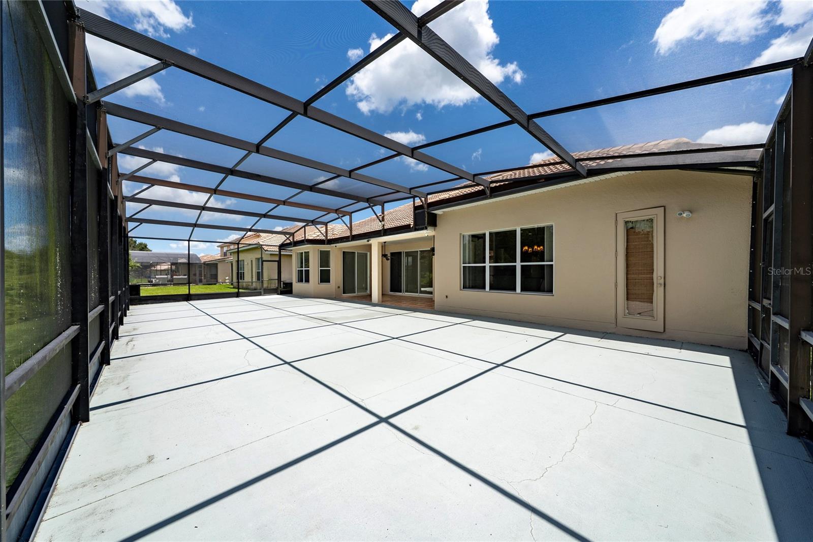 BELLALAGO PH 3M - Residential