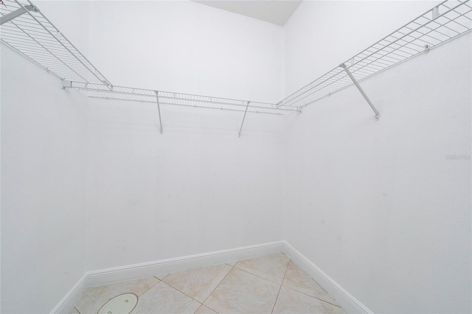 BELLALAGO PH 3M - Residential