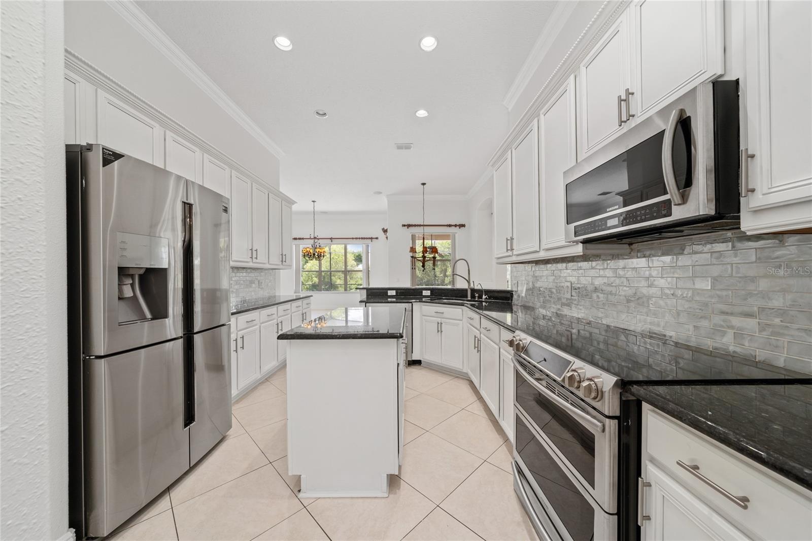 BELLALAGO PH 3M - Residential