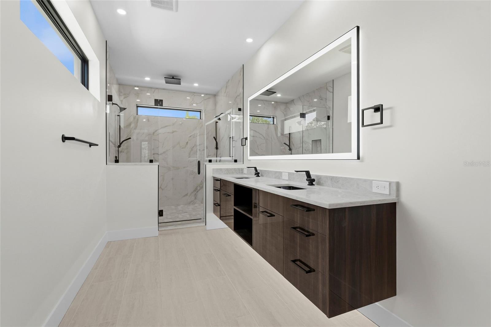 PAVER PARK ESTATES 1ST ADD - Residential