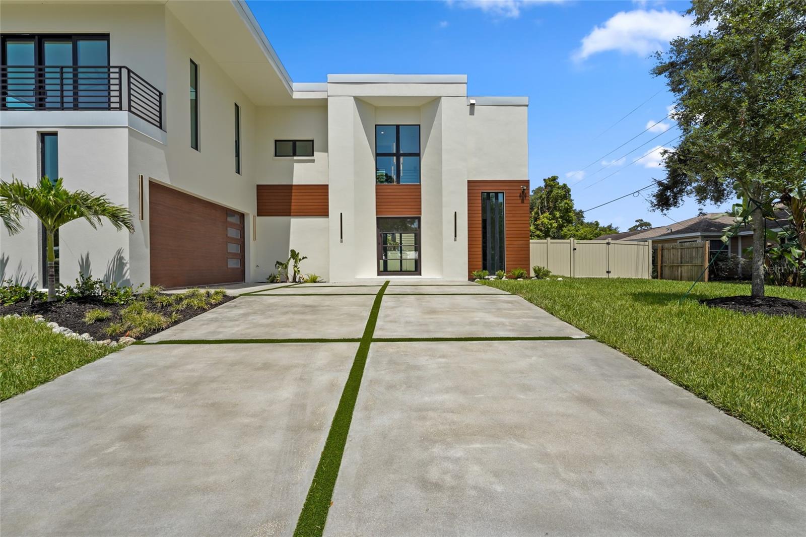 PAVER PARK ESTATES 1ST ADD - Residential