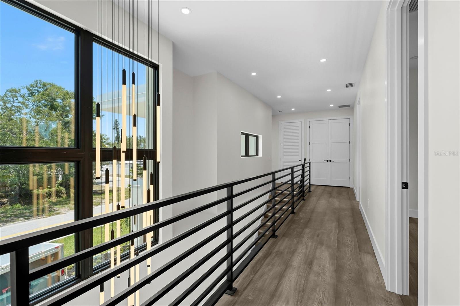 PAVER PARK ESTATES 1ST ADD - Residential