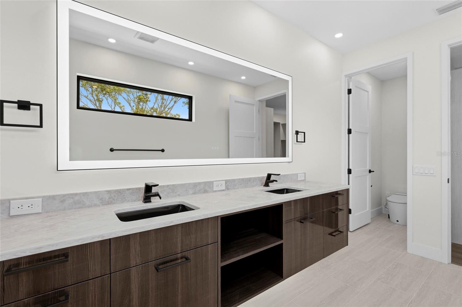 PAVER PARK ESTATES 1ST ADD - Residential