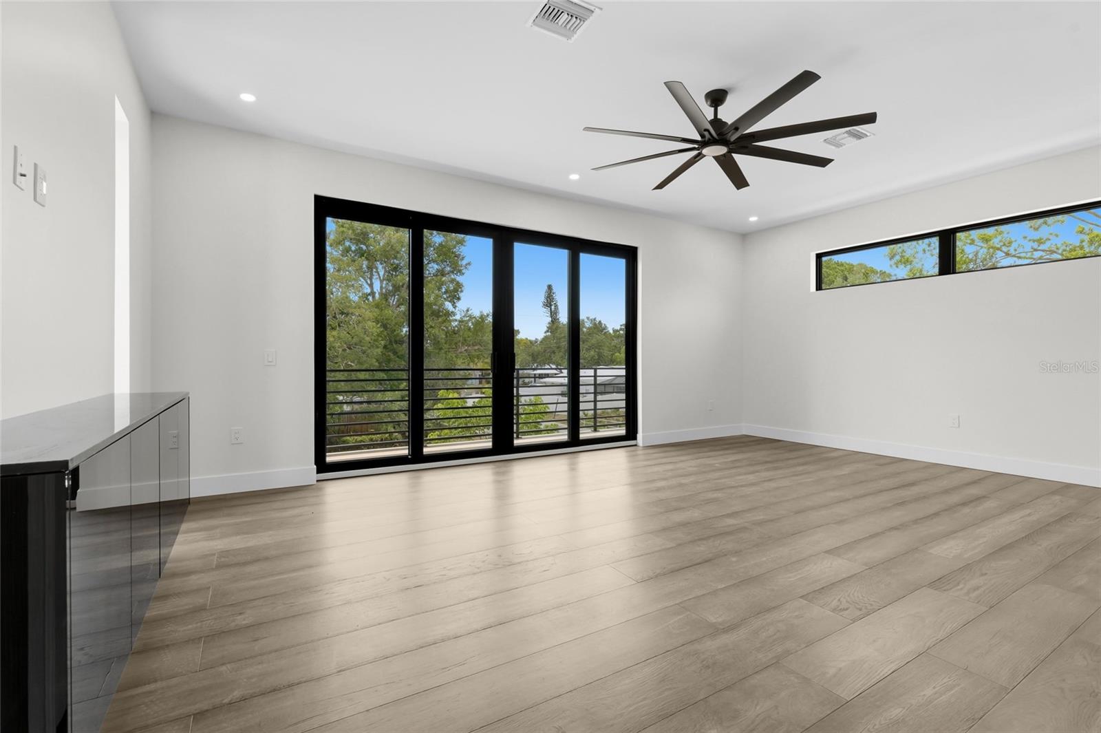 PAVER PARK ESTATES 1ST ADD - Residential