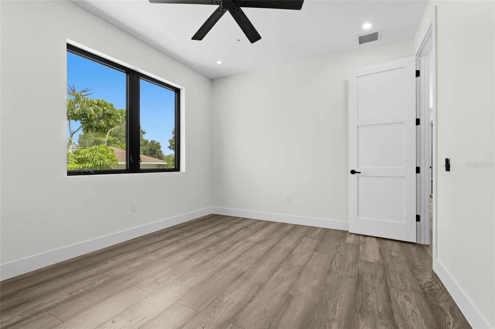 PAVER PARK ESTATES 1ST ADD - Residential