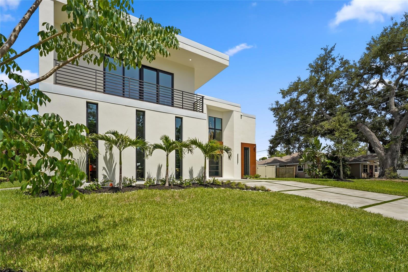 PAVER PARK ESTATES 1ST ADD - Residential