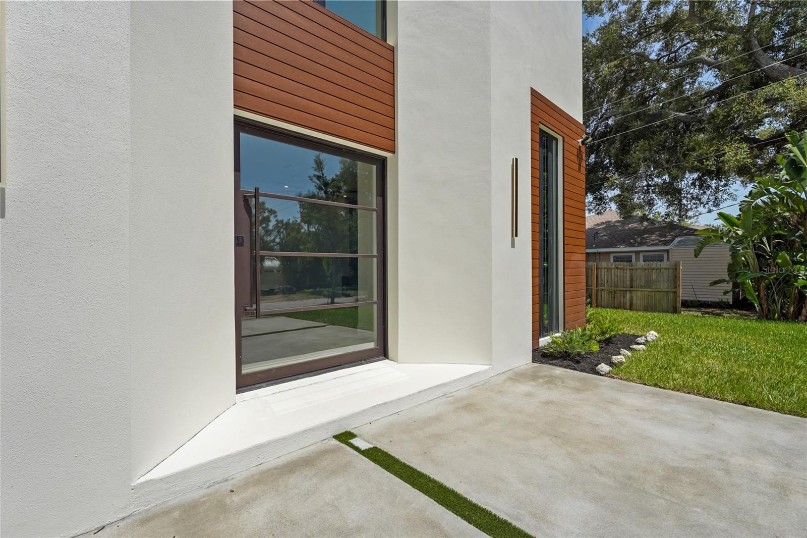 PAVER PARK ESTATES 1ST ADD - Residential