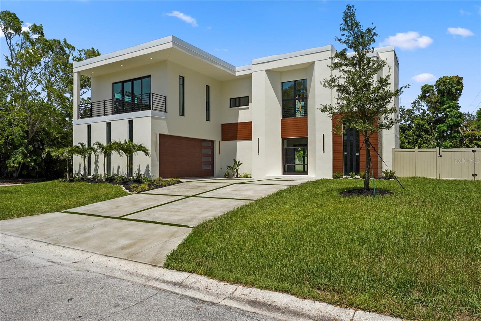 PAVER PARK ESTATES 1ST ADD - Residential