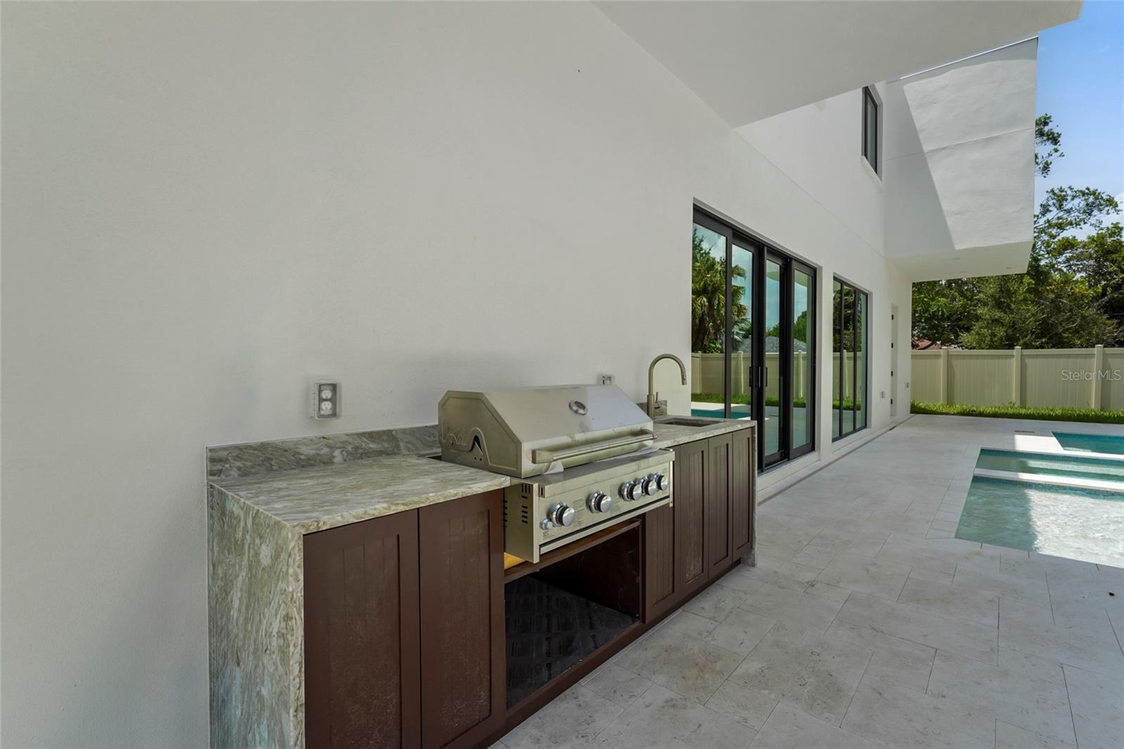 PAVER PARK ESTATES 1ST ADD - Residential